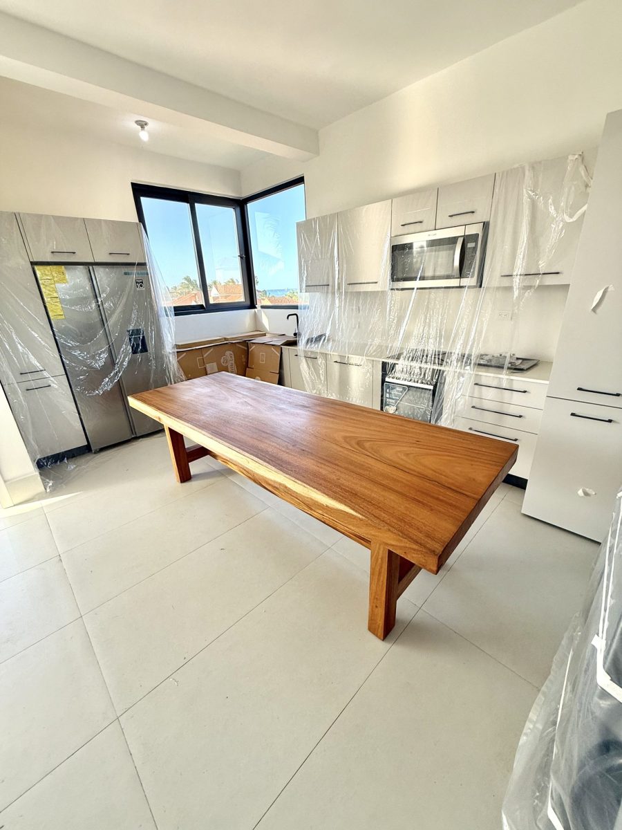 Kitchen Dining Table
